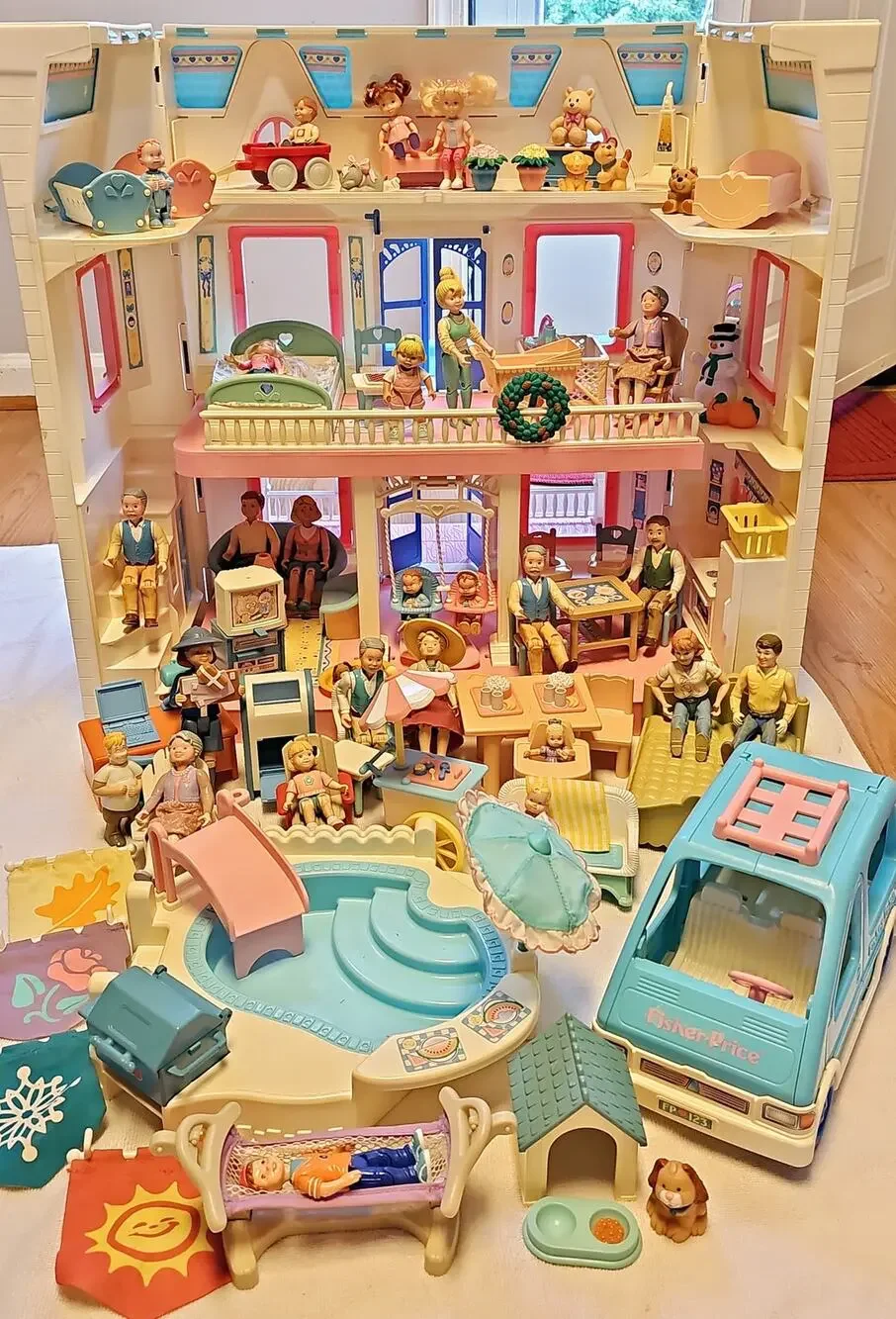 Vintage Fisher Price 90s Loving Family Doll House Furniture Pool Van Dog Cat